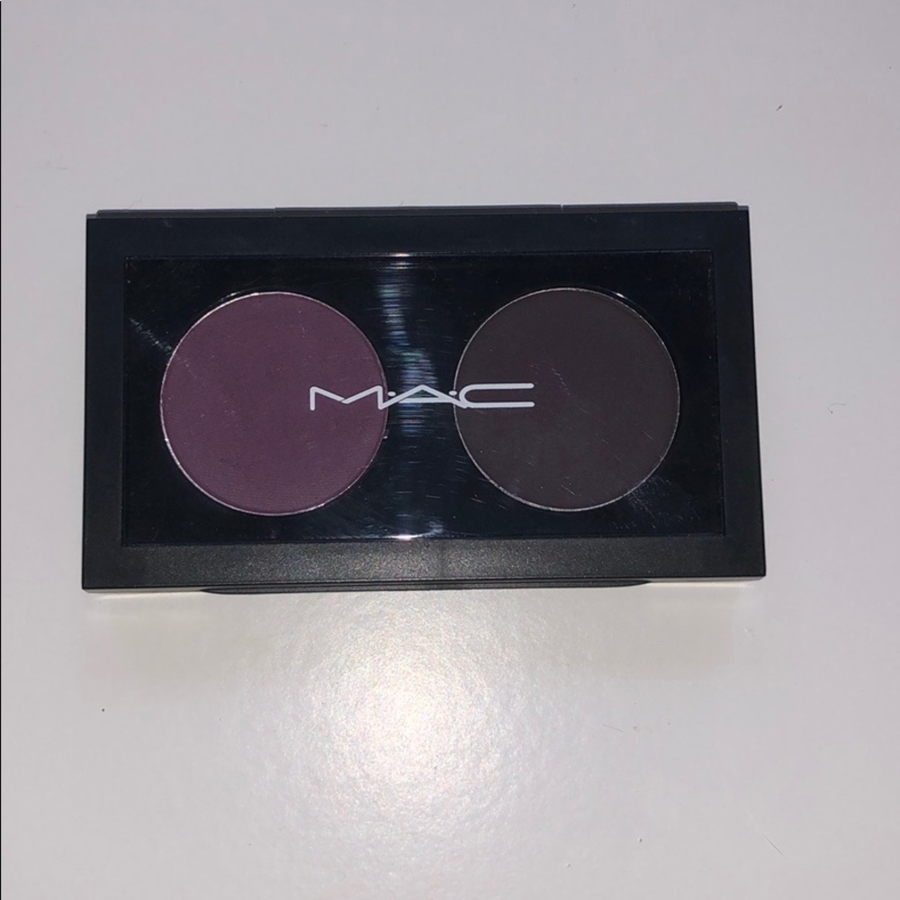MAC Eyeshadow Duo